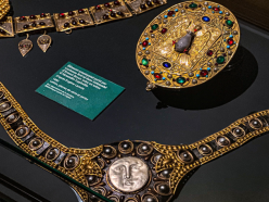 Exposition : Bijoux de scène de l’Opéra de Paris