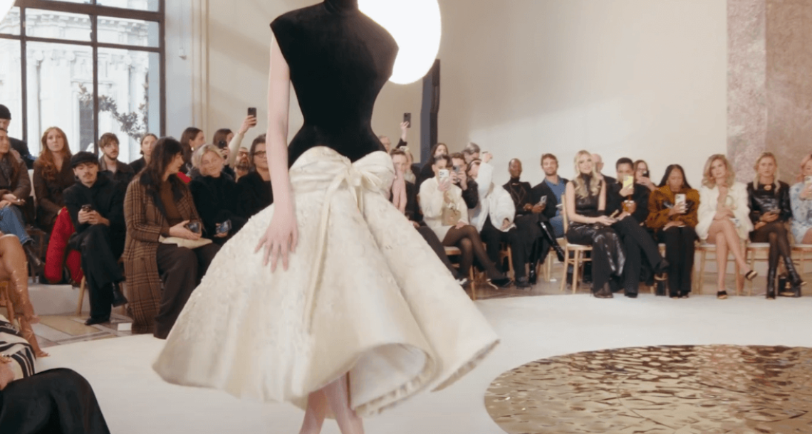 Fashion Week Paris 2025 : Schiaparelli met la couture à l’honneur