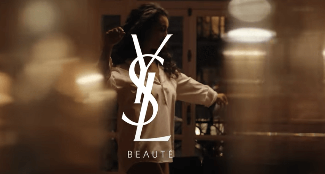 8 mars 2025 : Yves Saint Laurent Beauté a lancé une campagne engagée